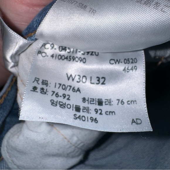 Women’s Levi’s 💕✨ - Picture 6 of 6